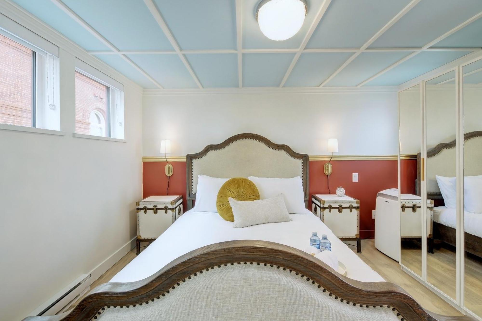 Victoria'S Parliamentary Suite With Private Rooftop Patio & Harbour View Exterior foto